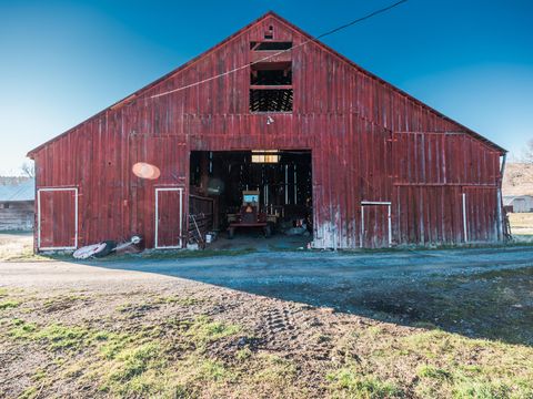 Tiny photo for 311 NE 7th Street, John Day, OR 97845 (MLS # 220214711)