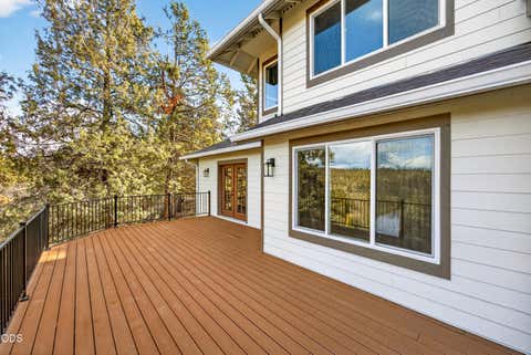 Tiny photo for 4715 Red Tail Drive, Klamath Falls, OR 97601 (MLS # 220226148)