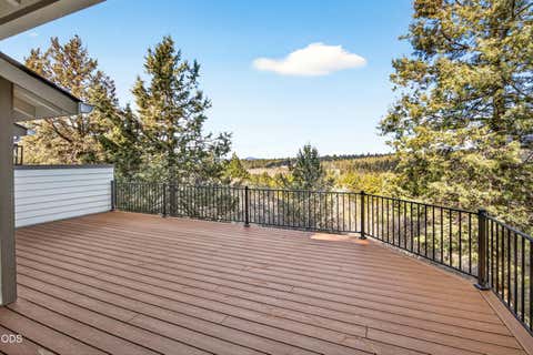 Tiny photo for 4715 Red Tail Drive, Klamath Falls, OR 97601 (MLS # 220226148)