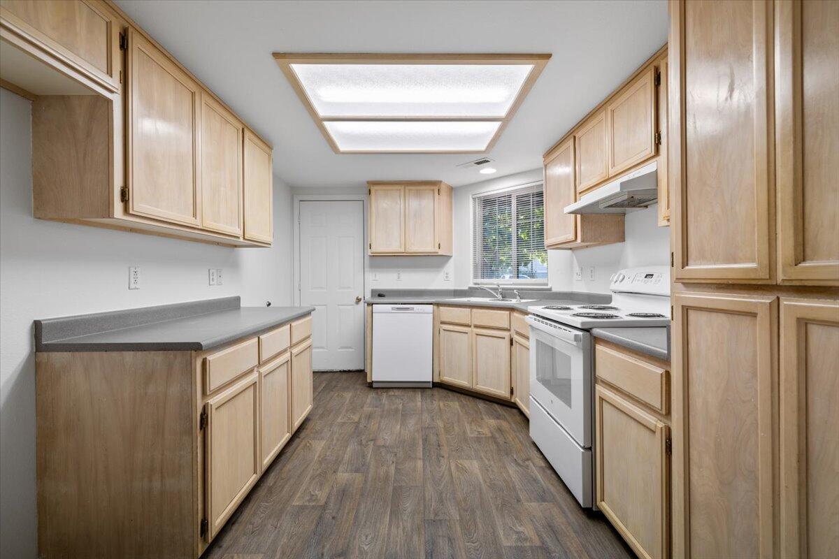 Forest Glen Phase Vii - Residential