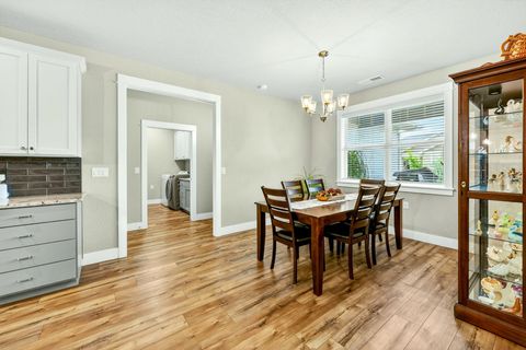 Tiny photo for 1726 River Run Street, Central Point, OR 97502 (MLS # 220219796)