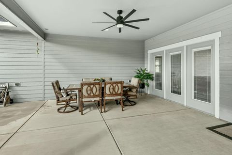 Tiny photo for 1726 River Run Street, Central Point, OR 97502 (MLS # 220219796)