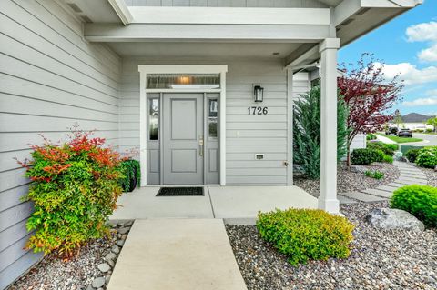 Tiny photo for 1726 River Run Street, Central Point, OR 97502 (MLS # 220219796)