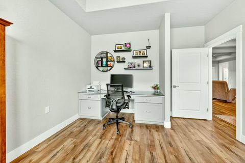 Tiny photo for 1726 River Run Street, Central Point, OR 97502 (MLS # 220219796)