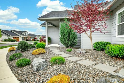 Tiny photo for 1726 River Run Street, Central Point, OR 97502 (MLS # 220219796)
