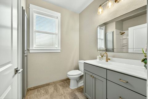 Tiny photo for 1726 River Run Street, Central Point, OR 97502 (MLS # 220219796)