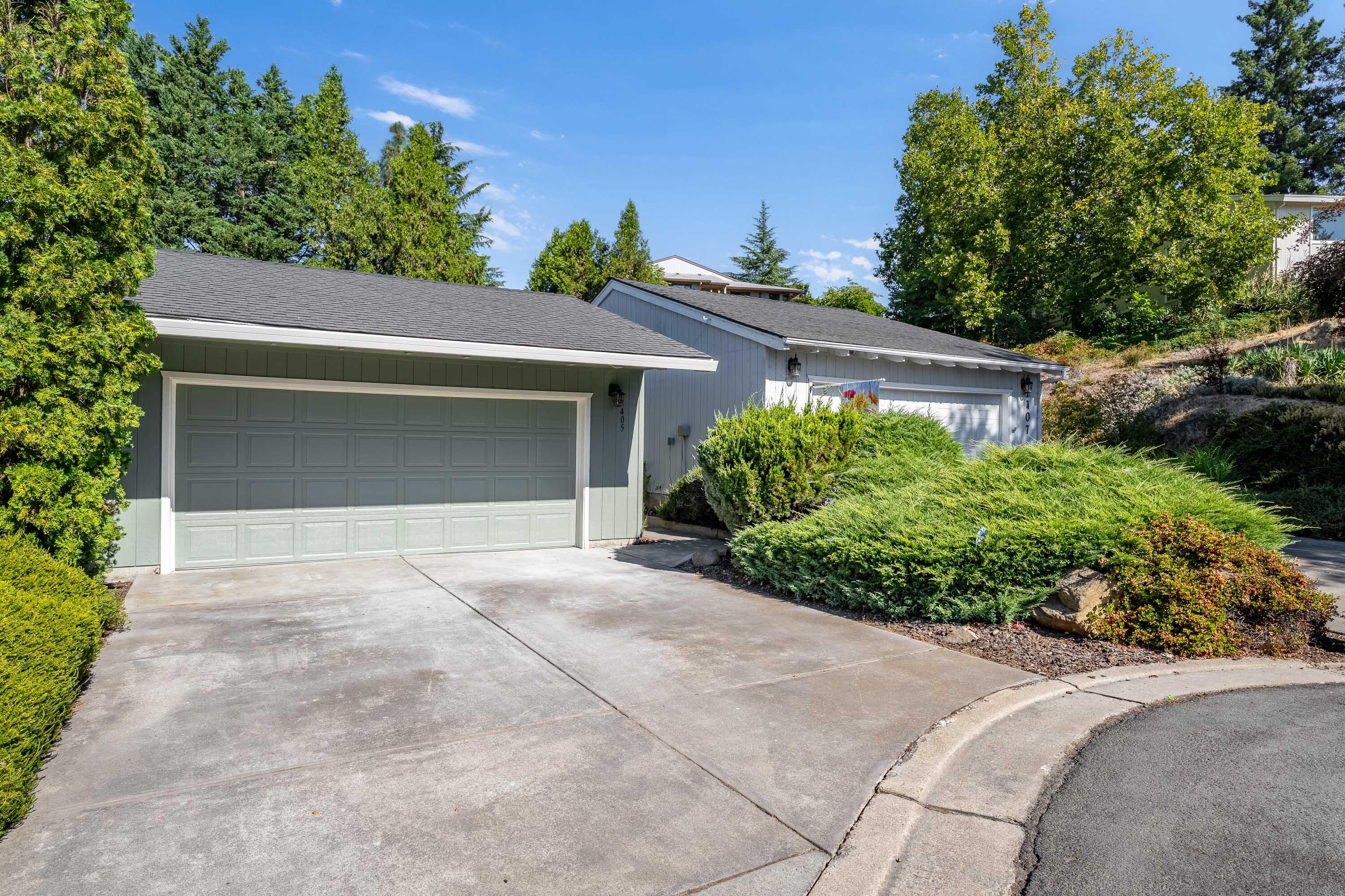 Medford Heights Townhouses Subdivision - Residential