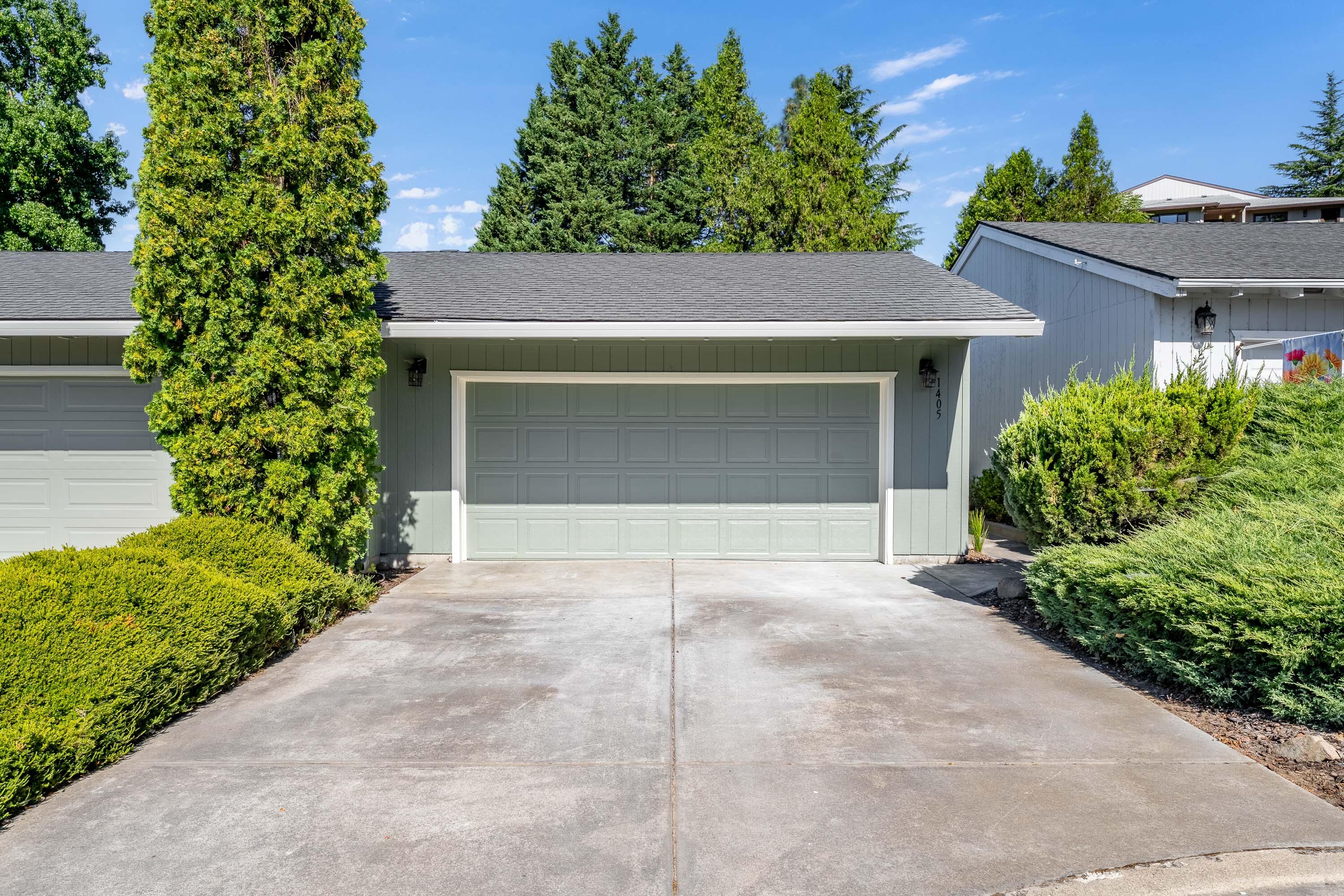 Medford Heights Townhouses Subdivision - Residential