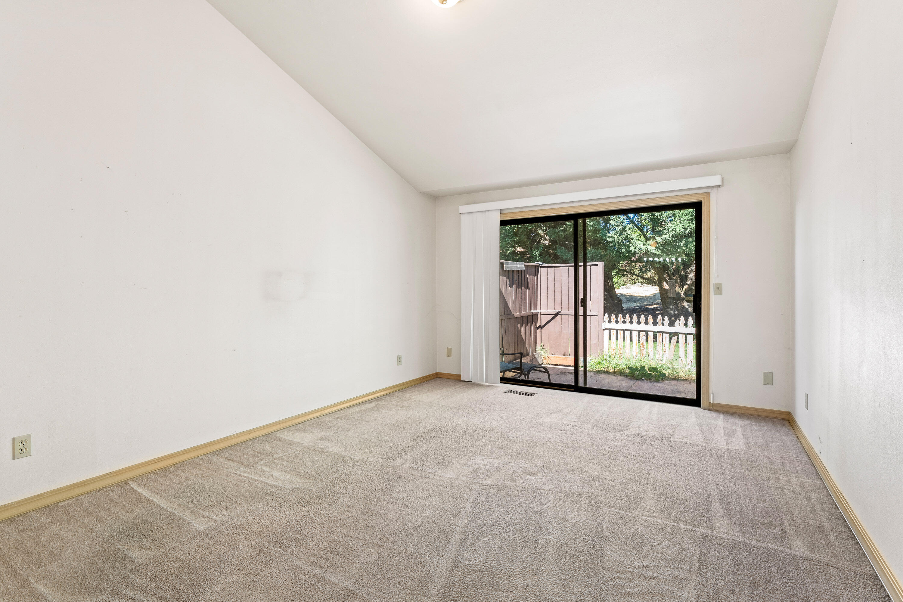 Medford Heights Townhouses Subdivision - Residential