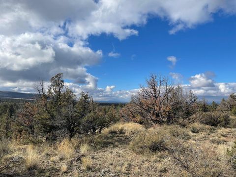 Tiny photo for SE Almond Lane, Prineville, OR 97754 (MLS # 220212321)