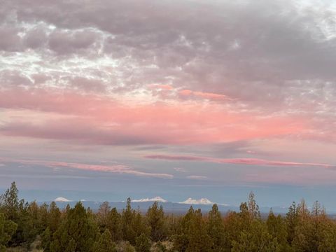 Tiny photo for SE Almond Lane, Prineville, OR 97754 (MLS # 220212321)