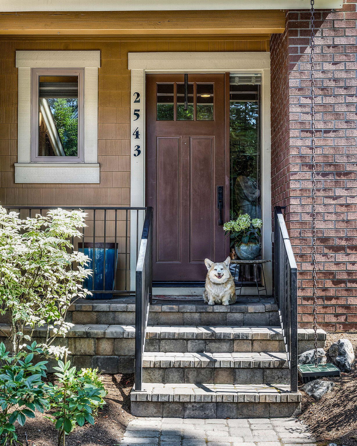 2543 NW Crossing Drive