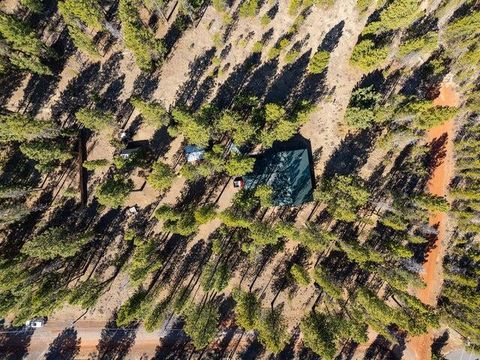 Tiny photo for 153526 Twilla Court, La Pine, OR 97739 (MLS # 220220483)