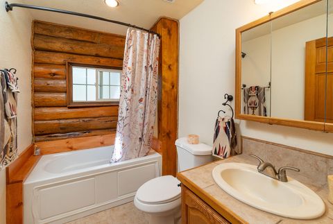 Tiny photo for 153526 Twilla Court, La Pine, OR 97739 (MLS # 220220483)