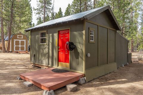 Tiny photo for 153526 Twilla Court, La Pine, OR 97739 (MLS # 220220483)
