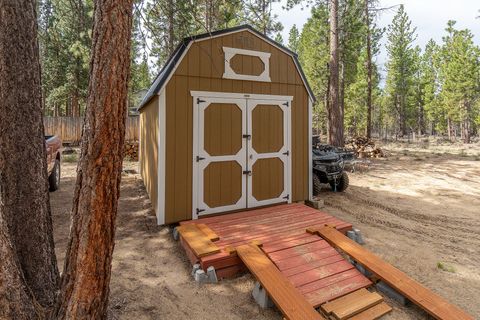 Tiny photo for 153526 Twilla Court, La Pine, OR 97739 (MLS # 220220483)