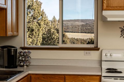 Tiny photo for 11518 SE View Top Lane, Prineville, OR 97754 (MLS # 220213277)