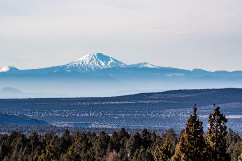 Tiny photo for 11518 SE View Top Lane, Prineville, OR 97754 (MLS # 220213277)