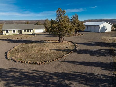 Tiny photo for 11518 SE View Top Lane, Prineville, OR 97754 (MLS # 220213277)