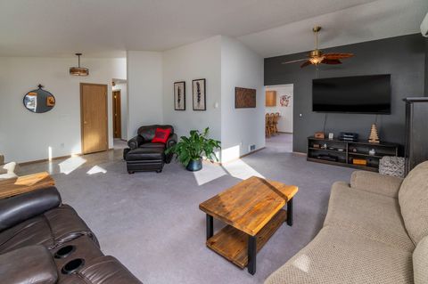 Tiny photo for 11518 SE View Top Lane, Prineville, OR 97754 (MLS # 220213277)