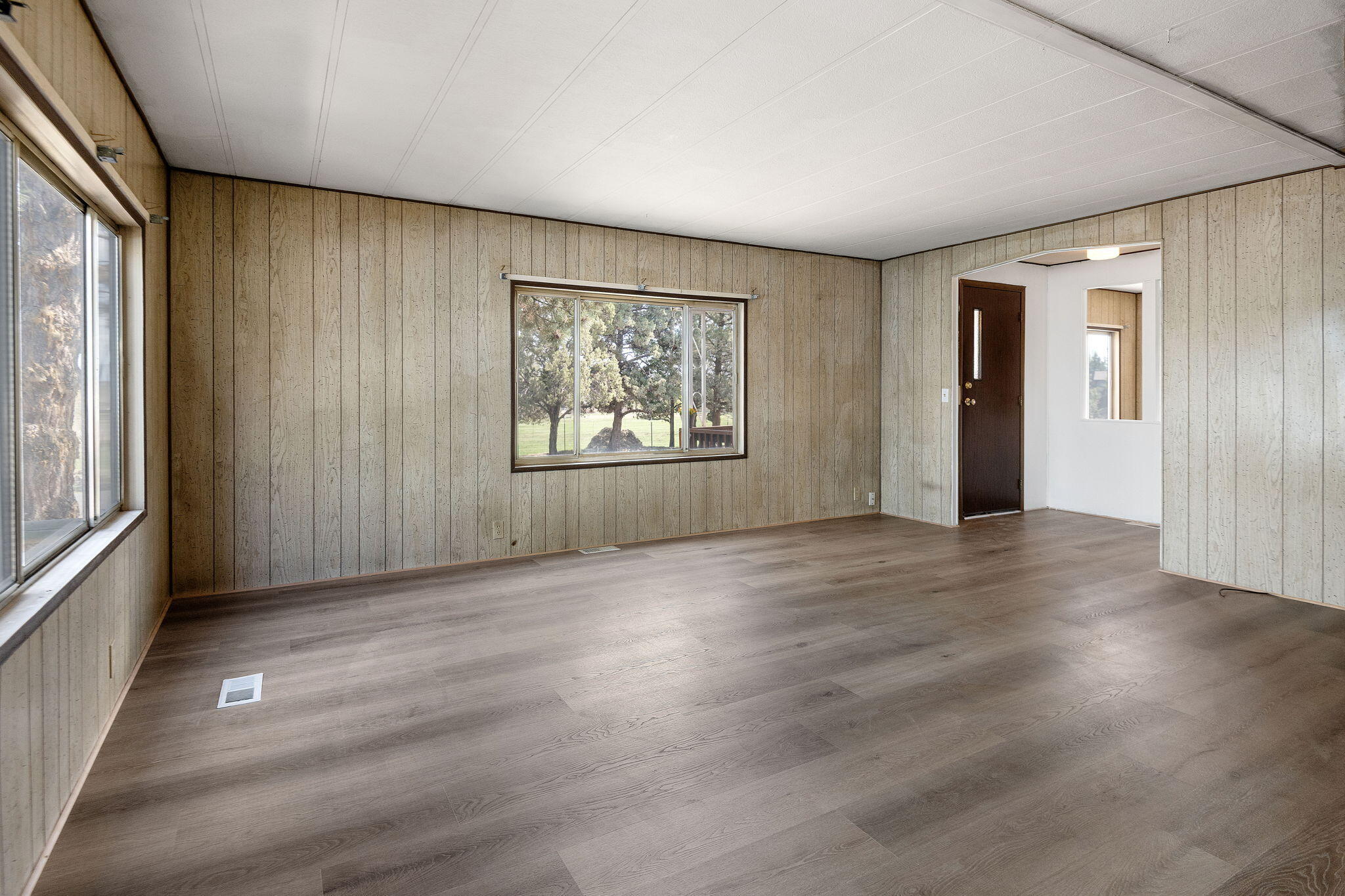 3930 NW Progress Lane