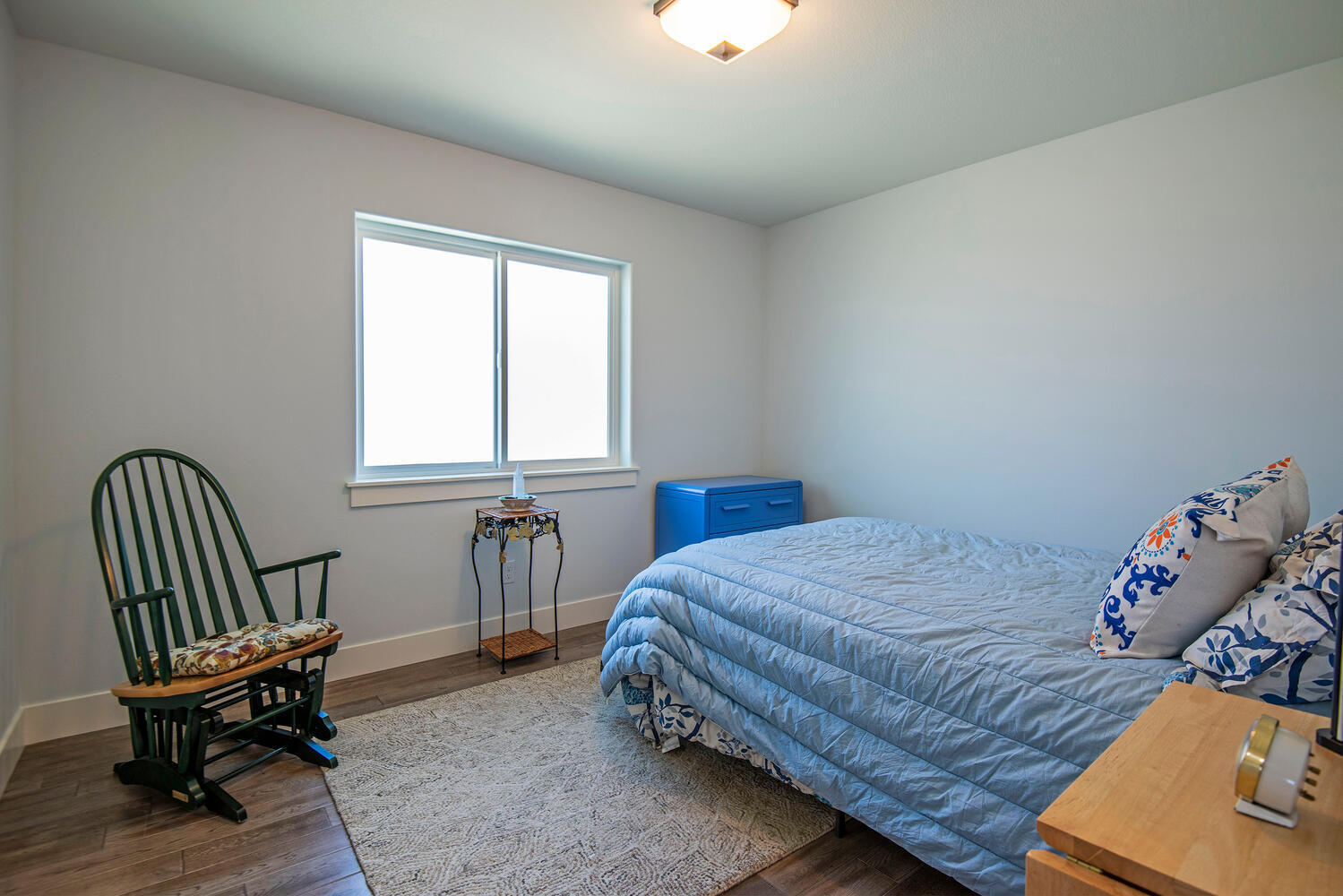 Sunny Breeze - Residential