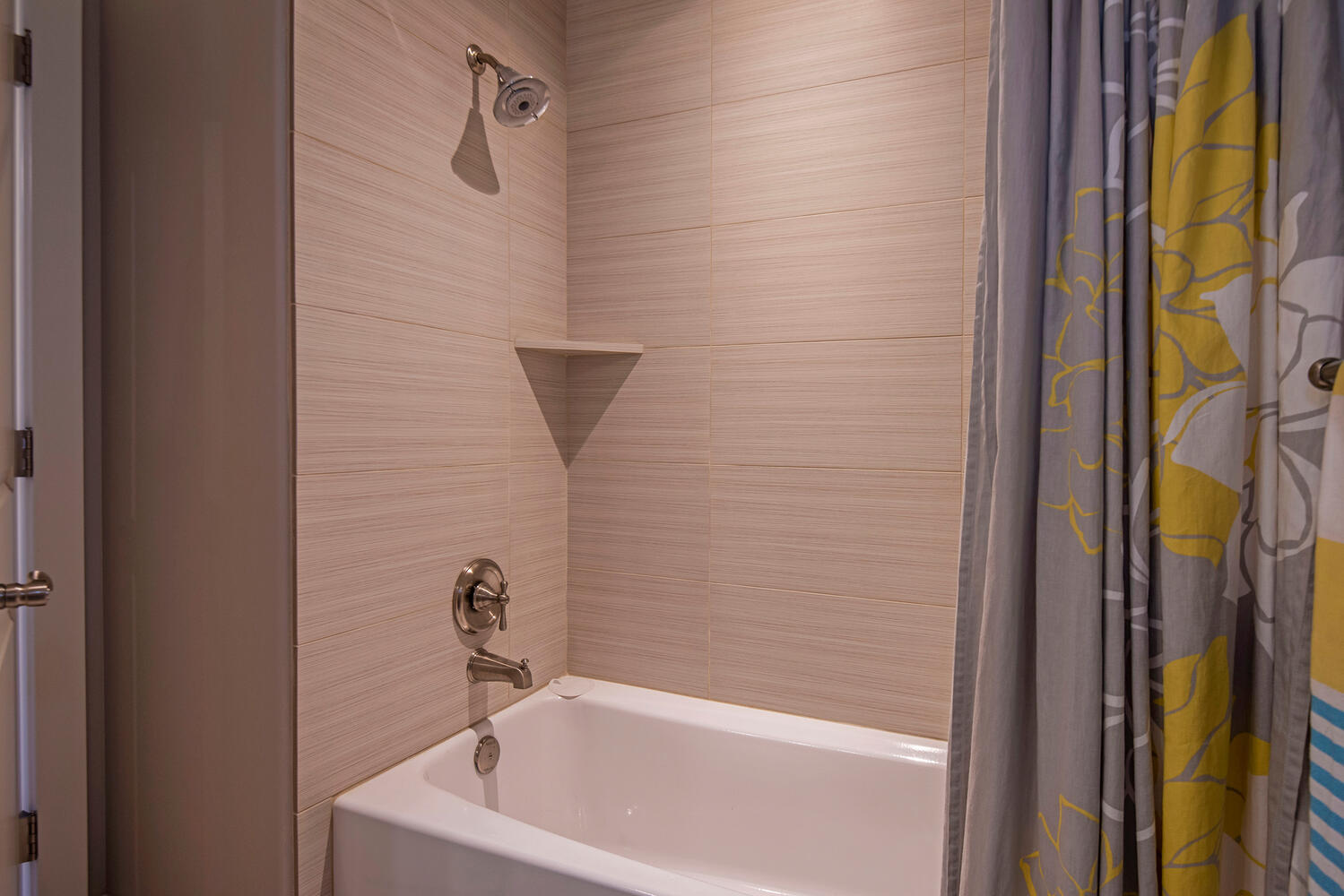 Sunny Breeze - Residential