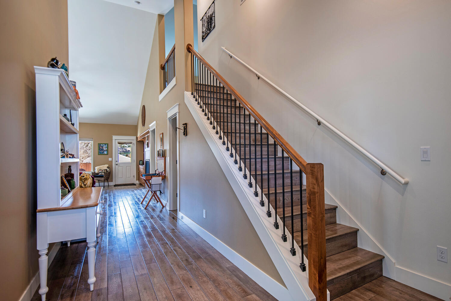 Sunny Breeze - Residential