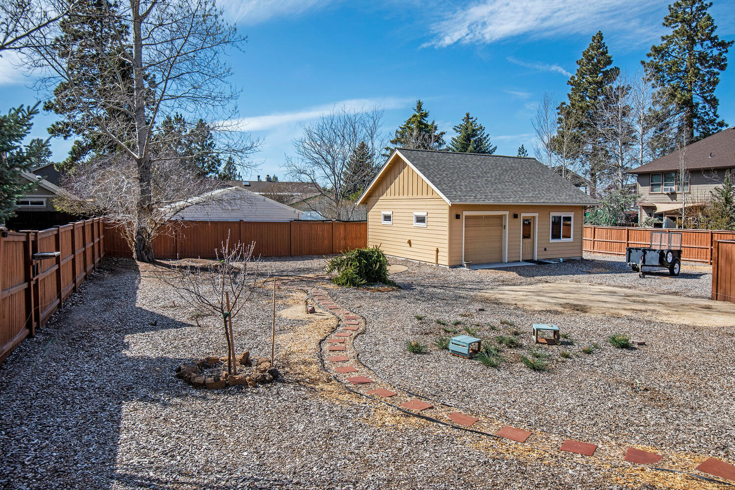 Sunny Breeze - Residential