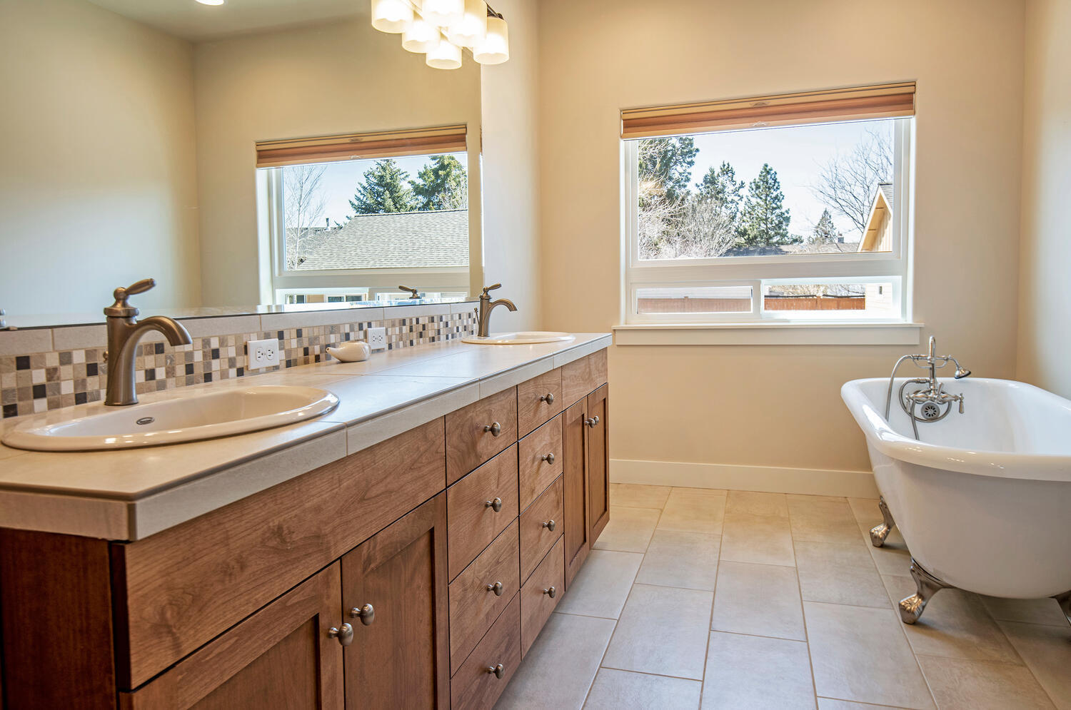 Sunny Breeze - Residential