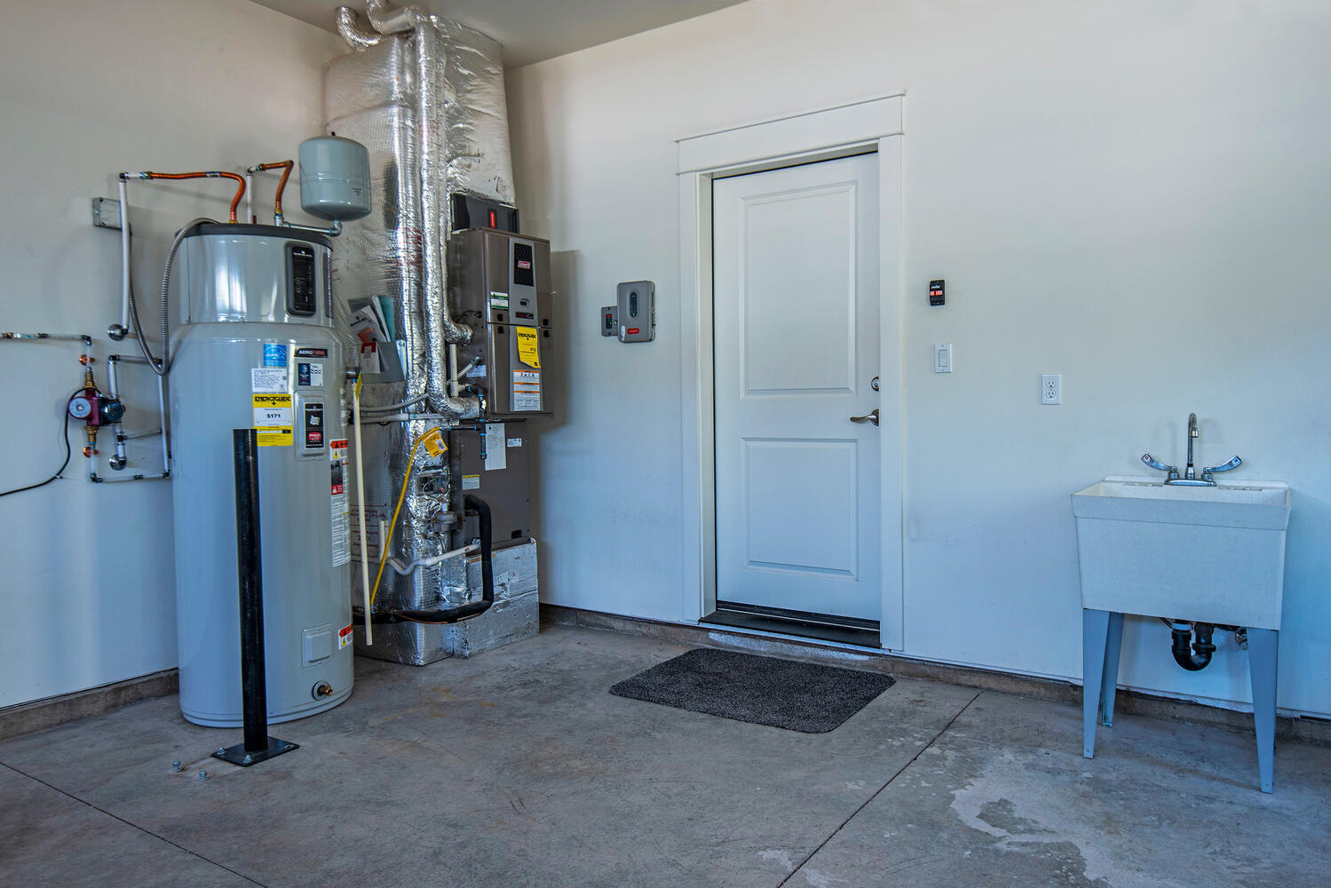 Sunny Breeze - Residential