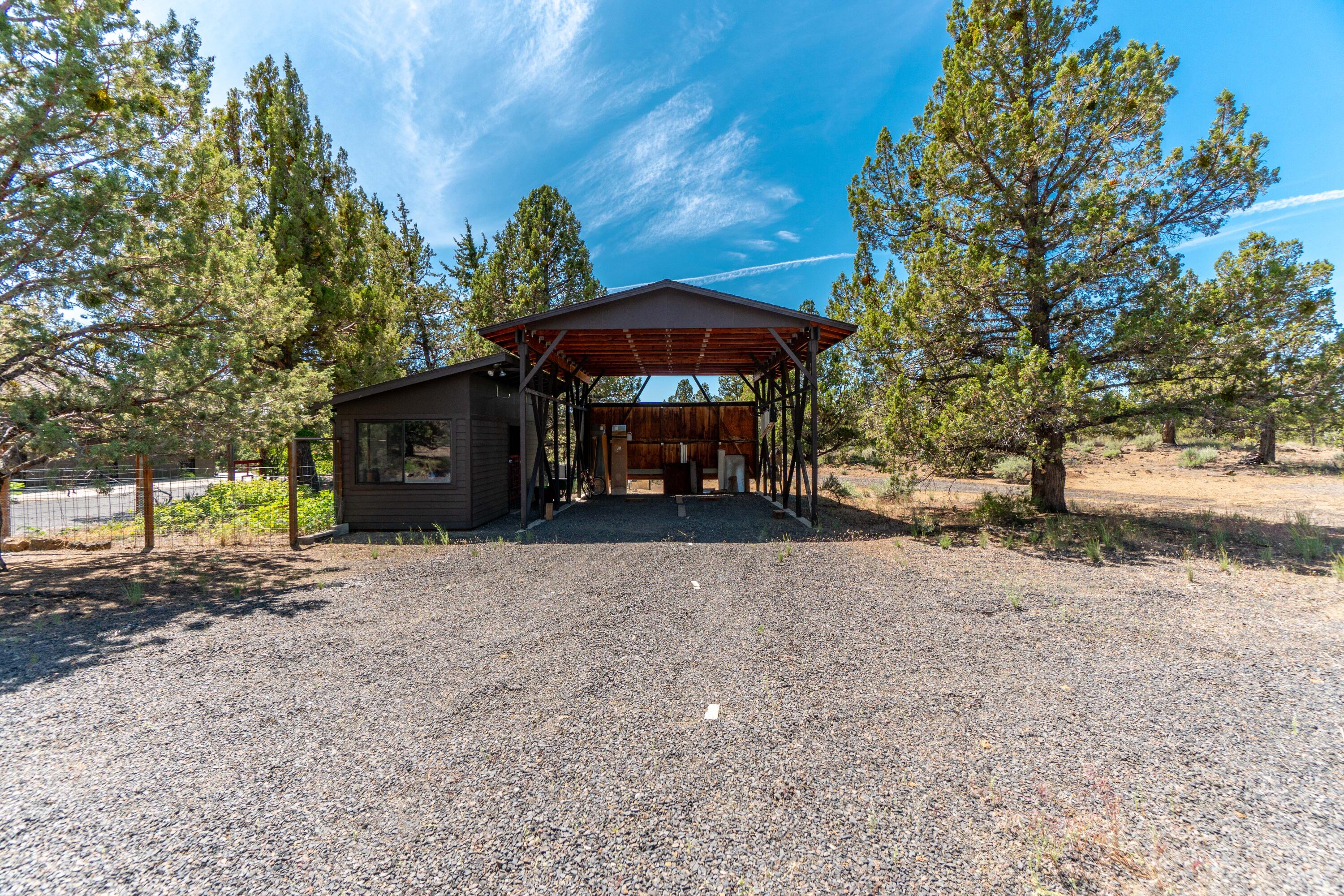 Lovestone Acres - Residential