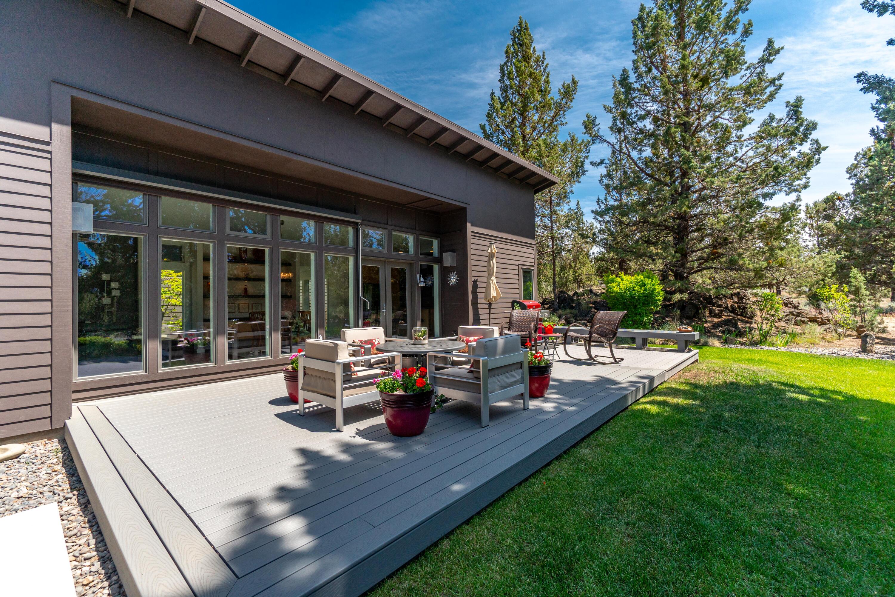 Lovestone Acres - Residential