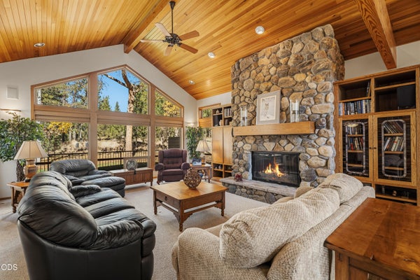 58210 MCNARY LN # 1, BEND, OR 97707 - Image 99fa261cf66ec7d3d0ae1a402a231850/4232906404