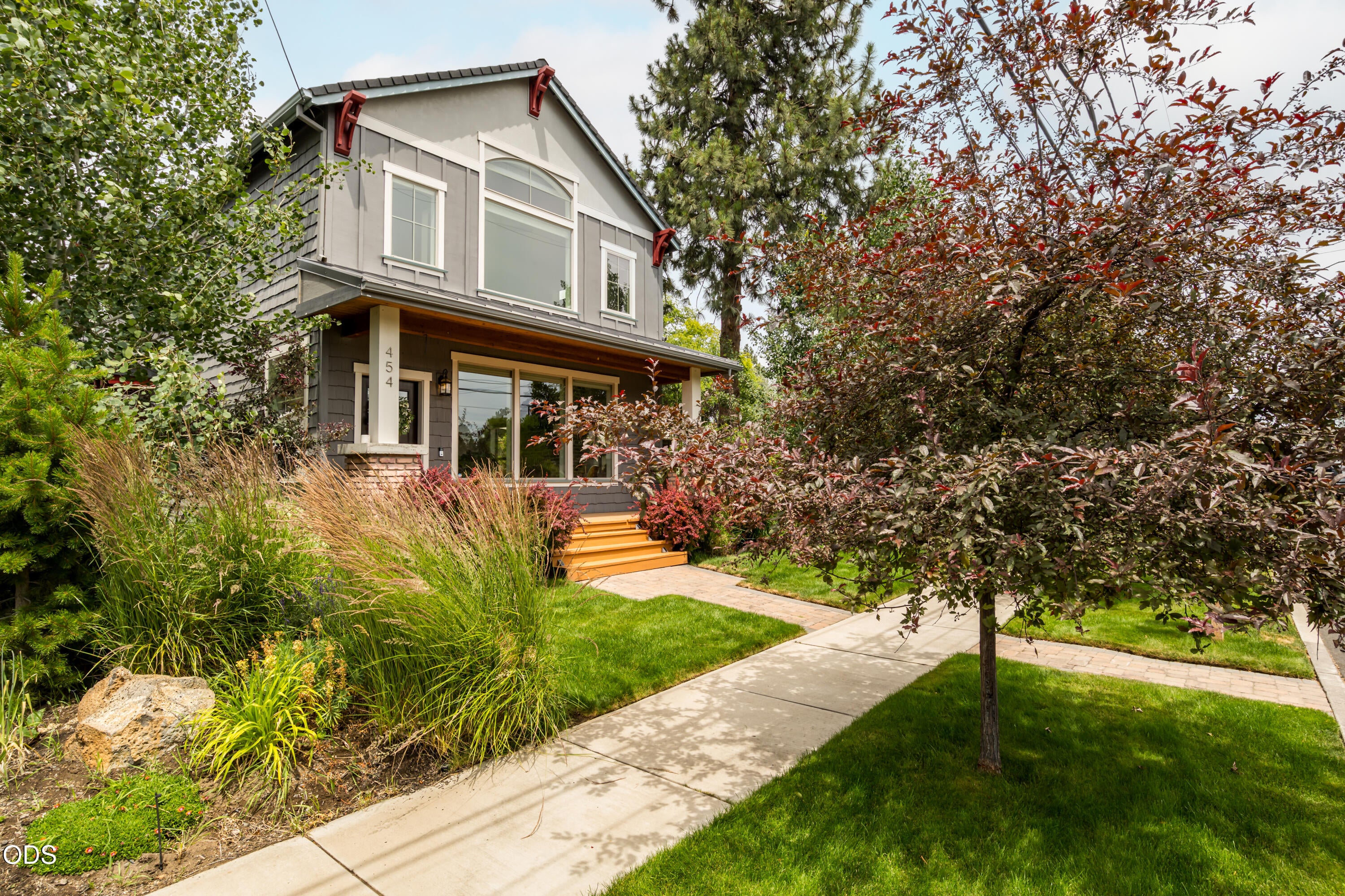 454 NE Burnside Avenue