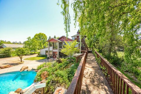 Tiny photo for 3600 Madrona Lane, Medford, OR 97501 (MLS # 220221779)