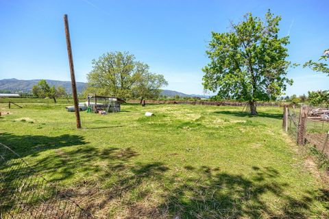 Tiny photo for 3600 Madrona Lane, Medford, OR 97501 (MLS # 220221779)