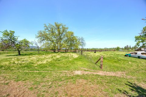 Tiny photo for 3600 Madrona Lane, Medford, OR 97501 (MLS # 220221779)