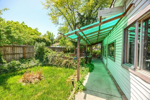 Tiny photo for 3600 Madrona Lane, Medford, OR 97501 (MLS # 220221779)