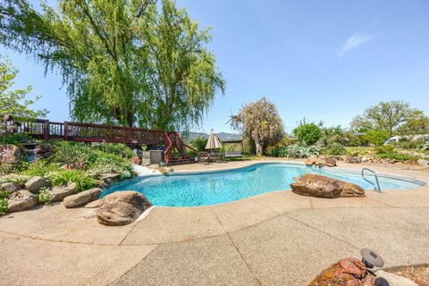 Tiny photo for 3600 Madrona Lane, Medford, OR 97501 (MLS # 220221779)