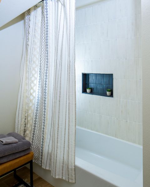 Tiny photo for 54977 Huntington Road, Bend, OR 97707 (MLS # 220217729)