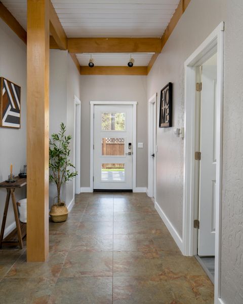 Tiny photo for 54977 Huntington Road, Bend, OR 97707 (MLS # 220217729)