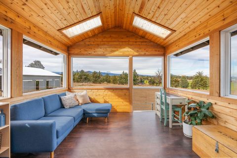 Tiny photo for 19045 Tumalo Reservoir Road, Bend, OR 97703 (MLS # 220211433)