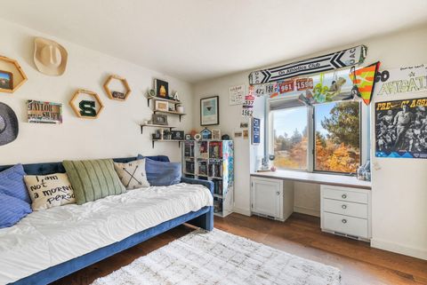 Tiny photo for 19045 Tumalo Reservoir Road, Bend, OR 97703 (MLS # 220211433)