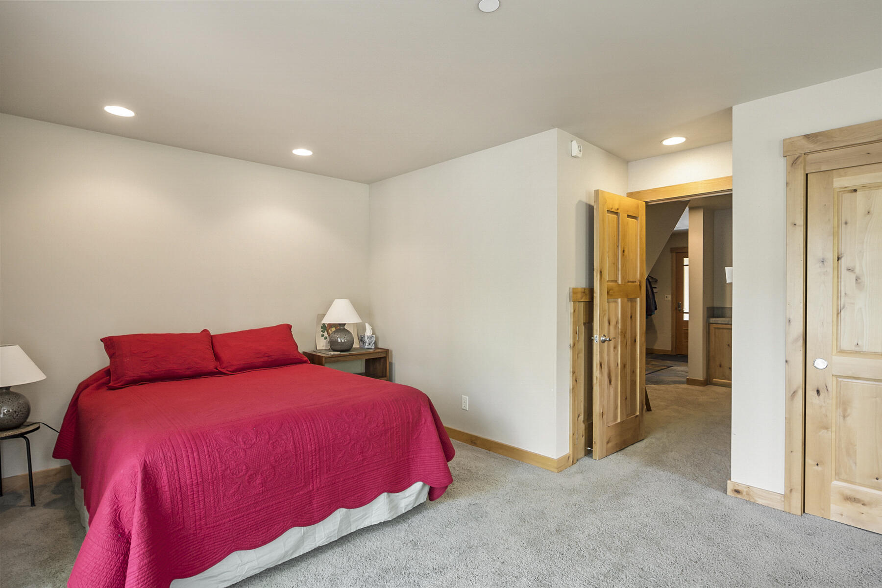 Otter Run - Residential