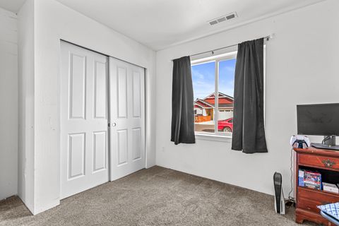 Tiny photo for 7843 Cadence Lane, White City, OR 97503 (MLS # 220211853)