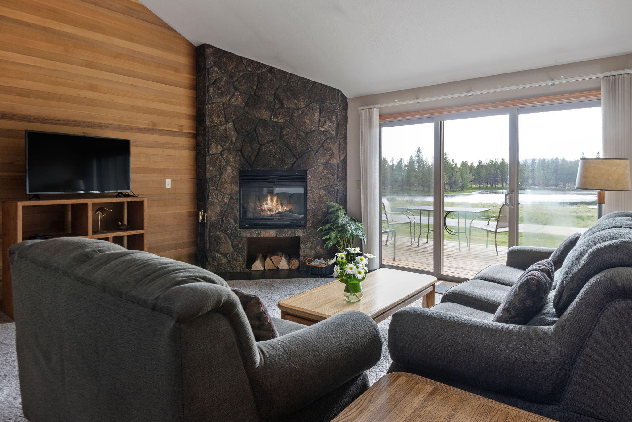 Quelah Condos - Residential