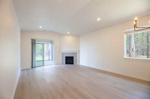 Tiny photo for 16651 Neil Lane #12, La Pine, OR 97739 (MLS # 220220073)