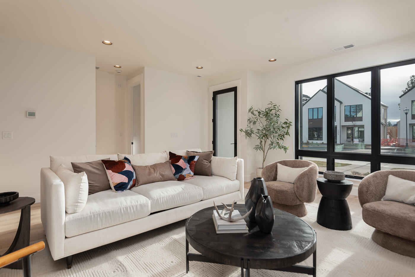 Discovery West Phase 4 - Residential