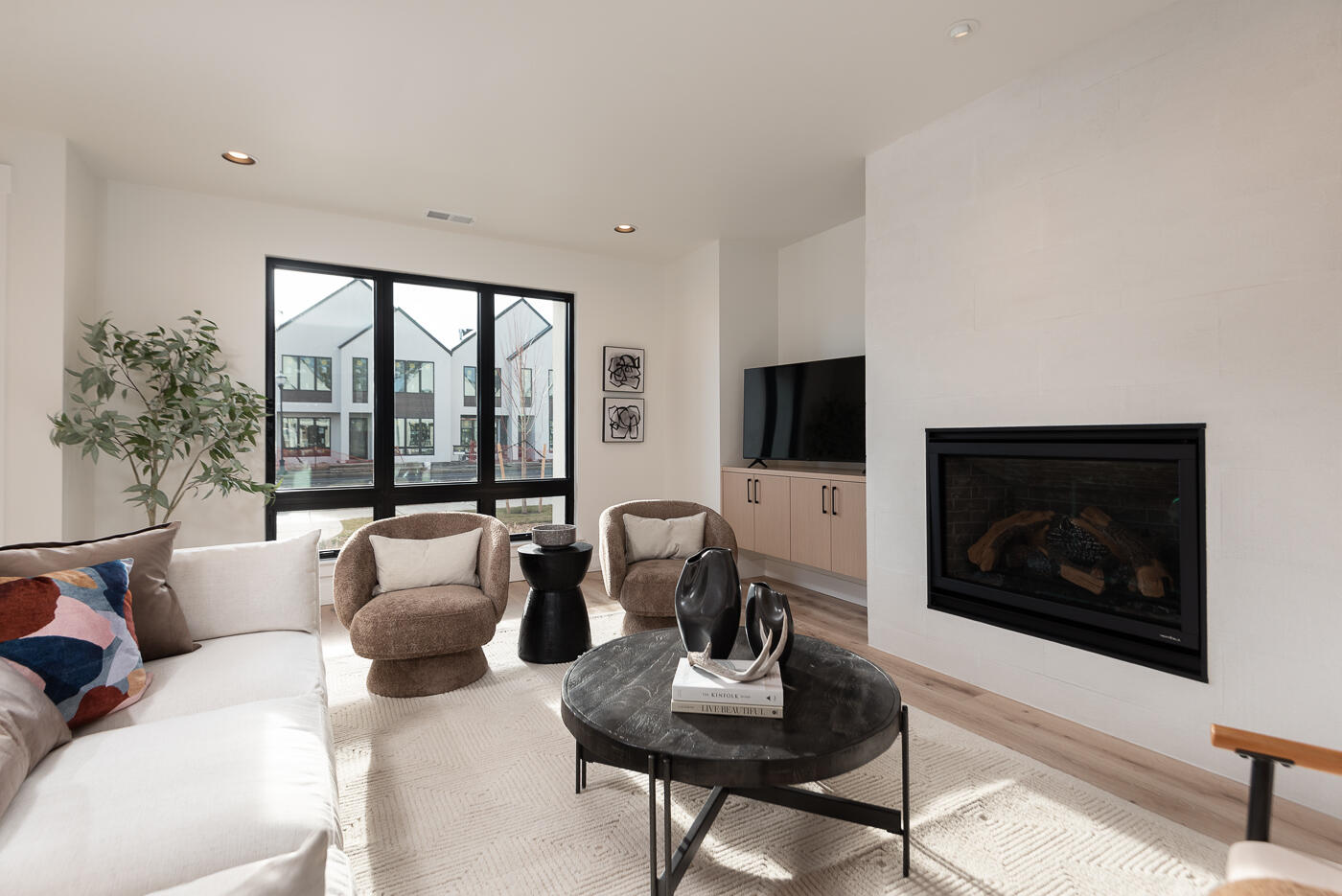 Discovery West Phase 4 - Residential